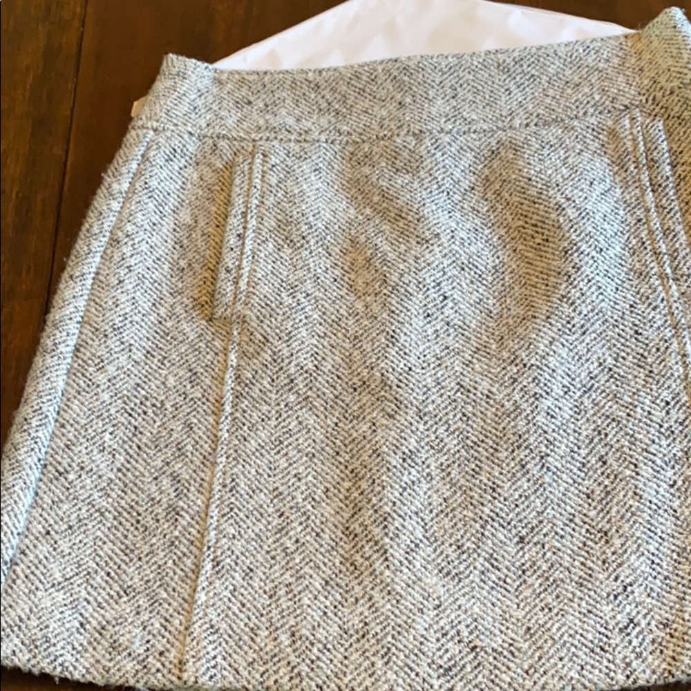 Wool skirt